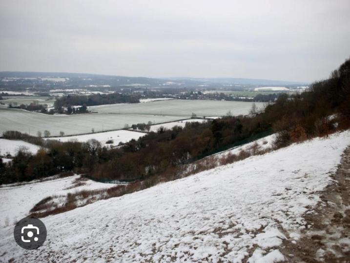 Ramblers Rest Apartment Meopham  Bagian luar foto